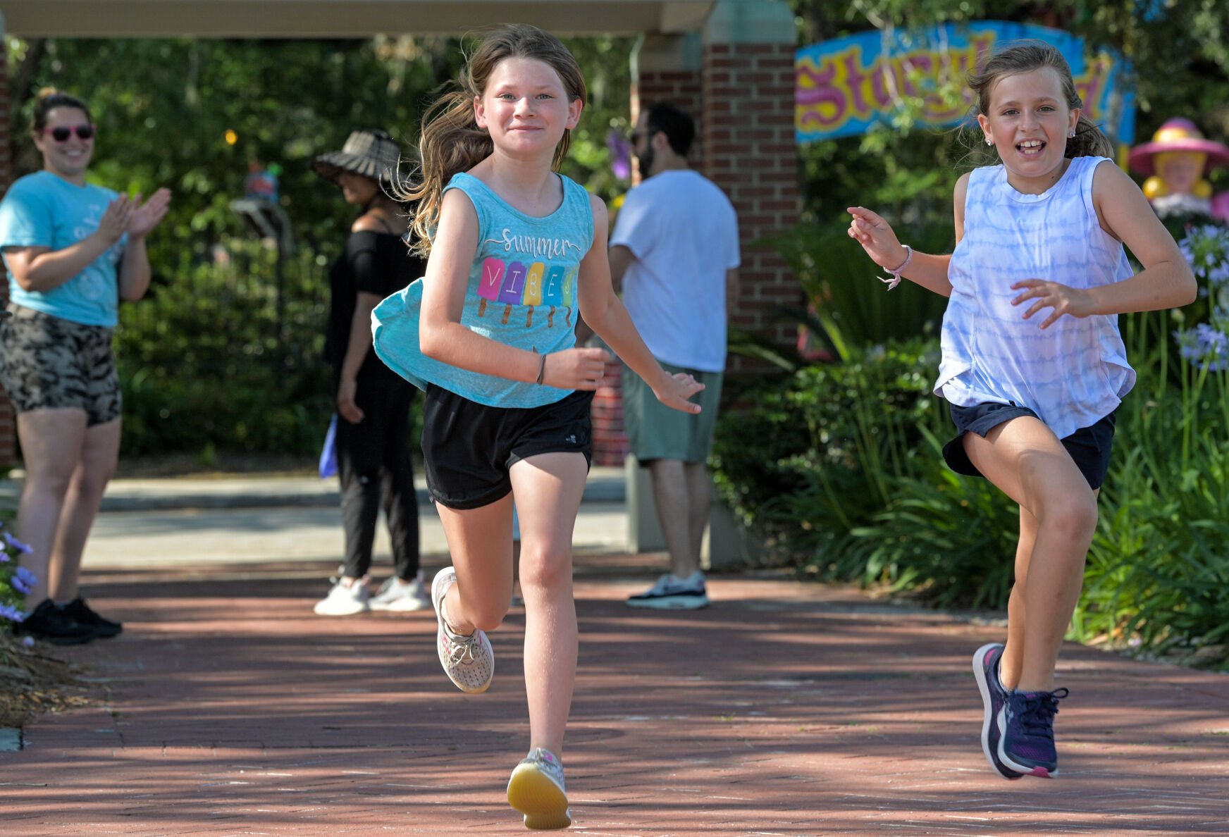 NO.girlsrun.nc.051822.008.JPG